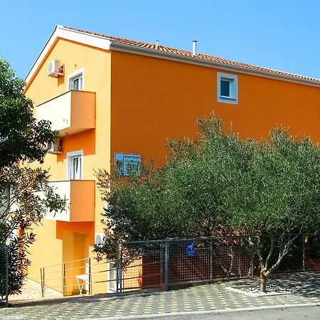 Apartments Villa Orange Zadar Exteriör bild